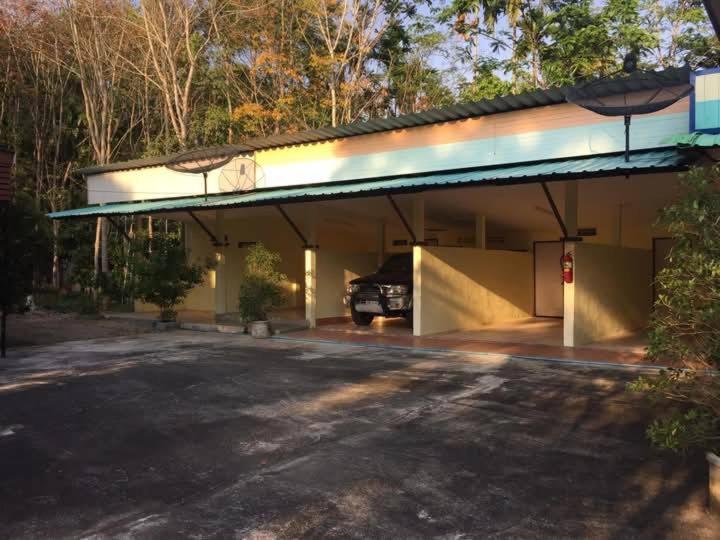 Song Pee Nong Resort Phattalung พัทลุง ภายนอก รูปภาพ